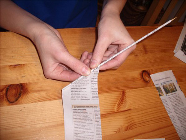 Как сделать трубочку из бумаги