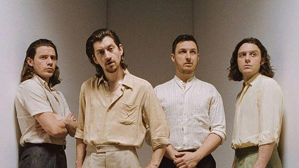 گروه آرکتیک مانکیز (Arctic Monkeys) موسیقی آلترناتیو راک