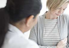 علت ترشح شیر بدون بارداری چیست و چگونه درمان میشود؟
