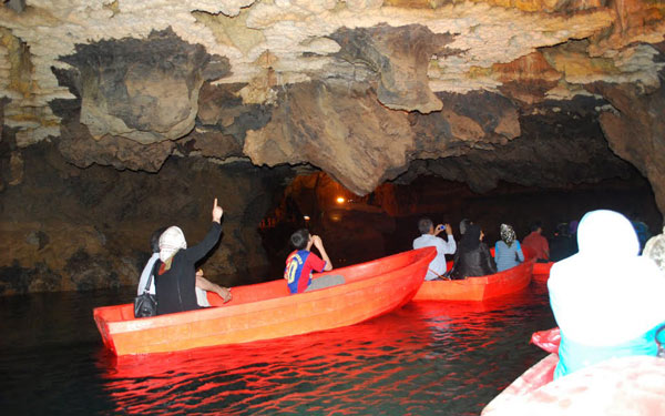 غار علیصدر، بزرگترین غار آبی جهان