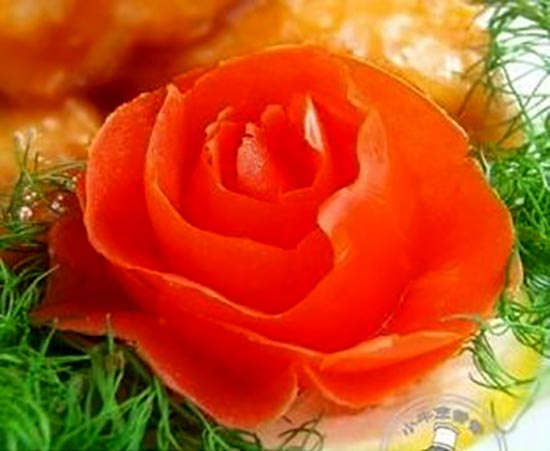 عکس تزیین گوجه به شکل گل رز