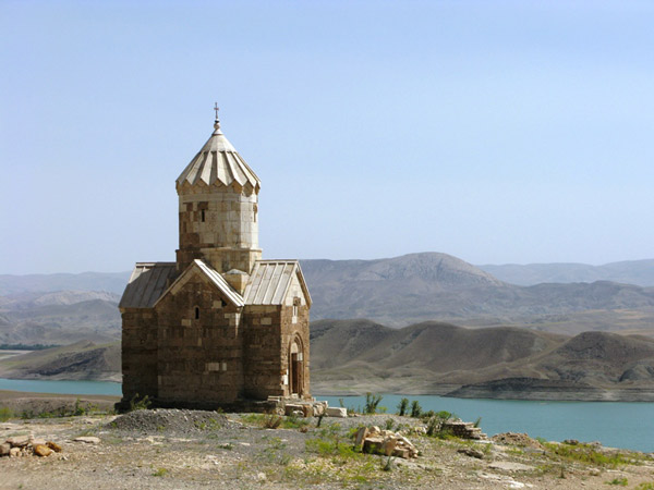 راهنمای سفر به آذربایجان غربی