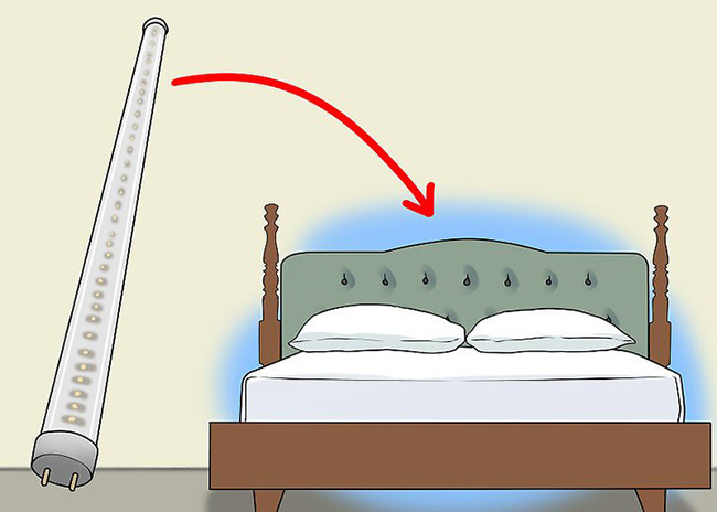 عکس تزیین تخت خواب با لامپ