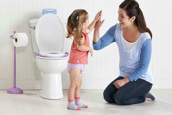 نحوه آموزش توالت رفتن کودکان