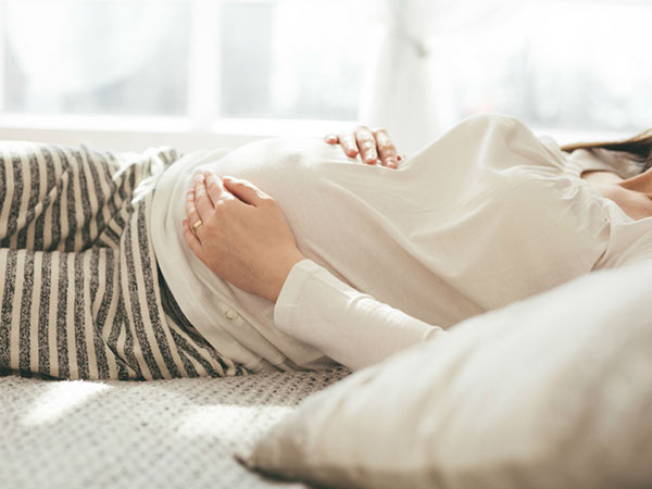 بهترین زمان بارداری در چه سنی، چه فصلی و چه روزی از چرخه قاعدگی است؟
