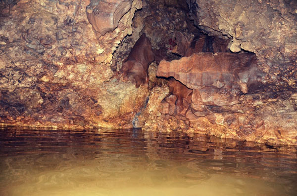 غار دانیال سلمانشهر کجاست؟
