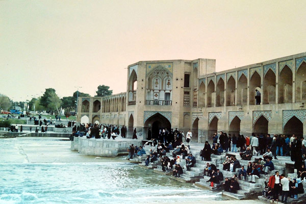 پل خاجو اصفهان را بشناسید