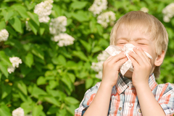 مبتلایان به آسم از حساسیت فصلی رنج می برند