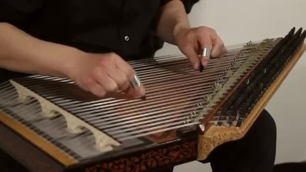 معرفی آلات موسیقی ایرانی-ساز قانون