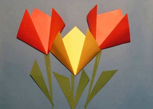 کاردستی گل لاله با کاغذ رنگی