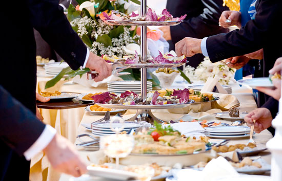 کترینگ عروسی - خدمات مجالس - غذای عروسی 