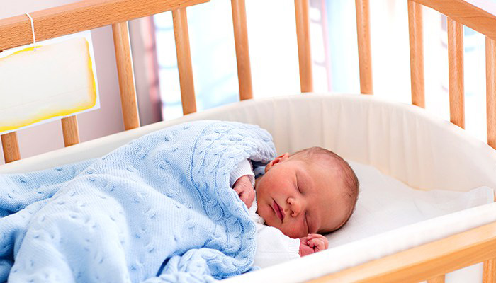 تنفس نامنظم نوزاد، چه زمانی زنگ خطر به صدا در می‌آید؟