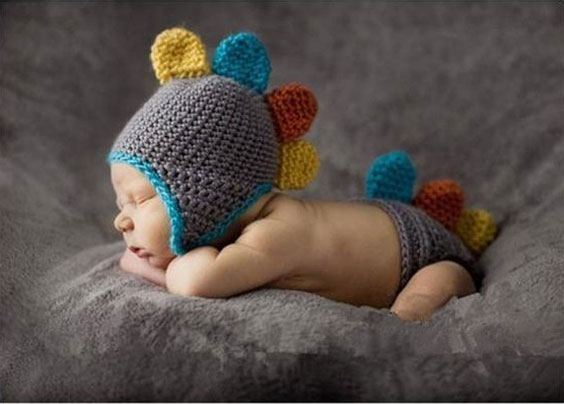 مدل کلاه بافتنی بچه گانه به شکل دایناسور