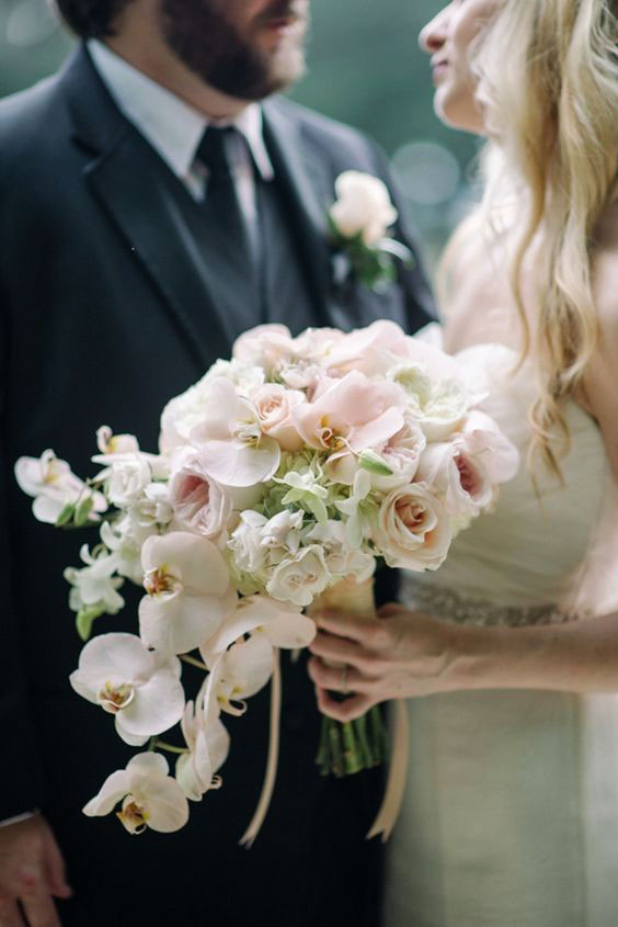 دسته گل عروس با گل ارکیده