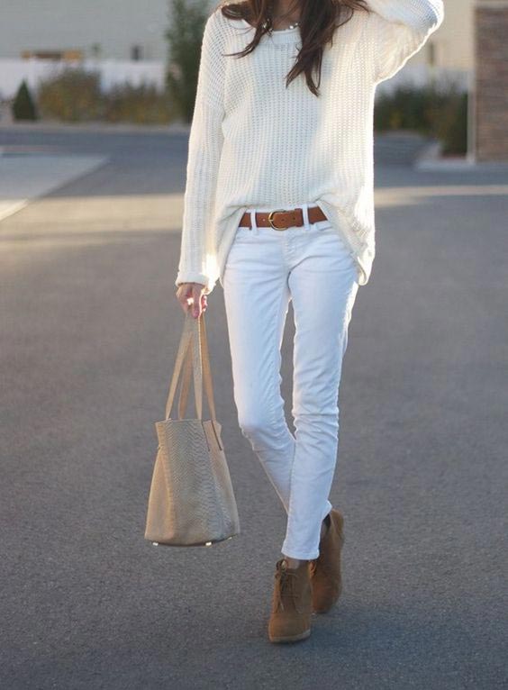 ست کردن شلوار جین سفید با ژاکت سفید
