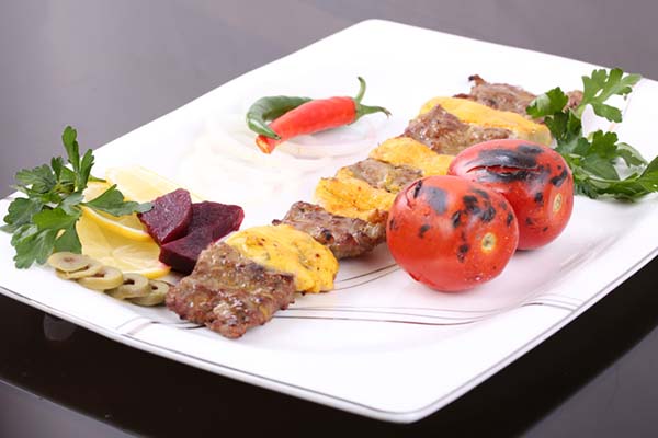 تفاوت کباب سلطانی و بختیاری کباب سلطانی و بختیاری