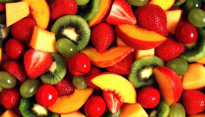 راهنمای مصرف سبزی و میوه برای نوزاد ۸ ماهه