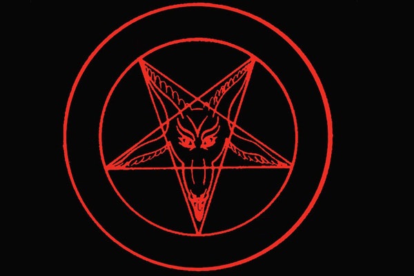 نماد شیطان پرستی وابسته به ستاره
