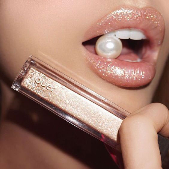 بهترین رنگ رژ لب برای پوست سبزه بهترین رنگ رژ لب برای پوست سبزه