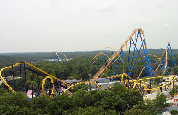 بزرگترین شهربازی دنیا؛ هیجان انگیزترین و پرسرعت ترین شهربازی ها - Six Flags Great Adventure