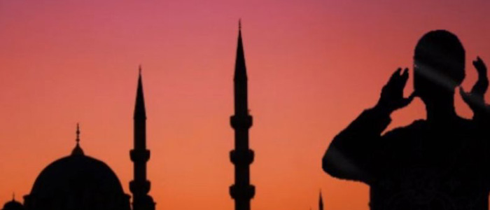 عکس اذان گفتن انشا درباره اذان