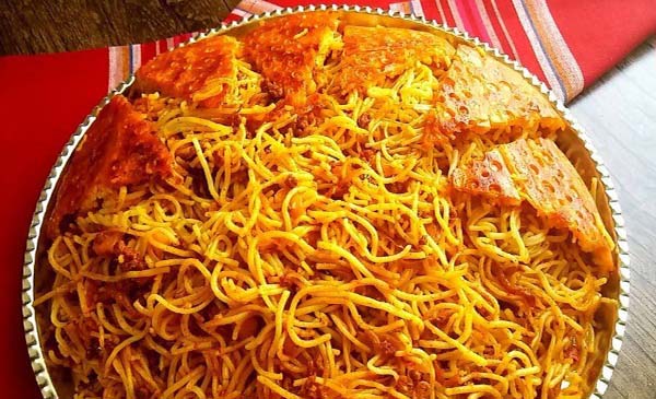 اسپاگتی با گوشت چرخ کرده