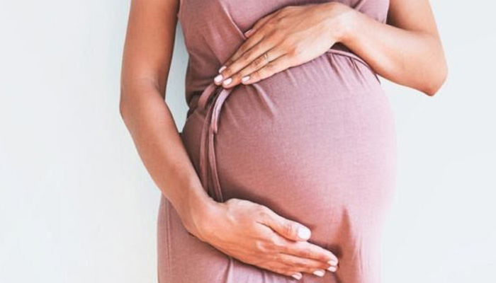 علایم مسمومیت بارداری و راه‌های درمان
