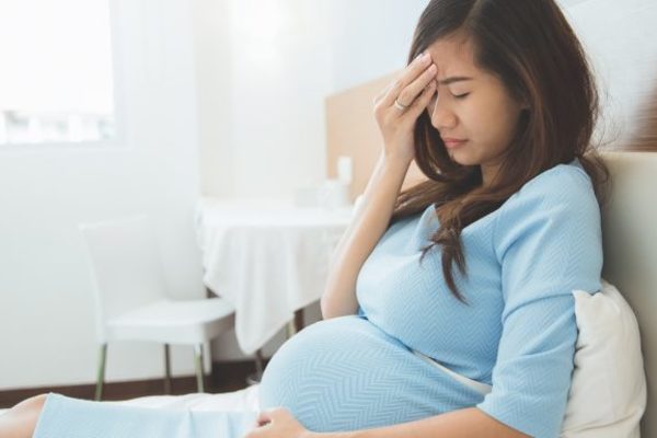 موارد احتیاط و اثرات خوردن سیر در بارداری