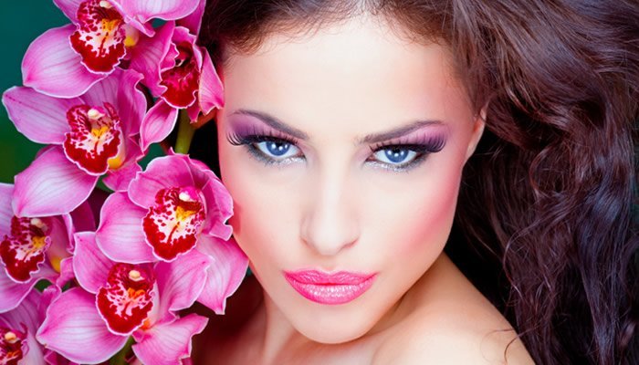 نکات و ترفندهای کاربردی در آرایش بهاری نکات و ترفندهای کاربردی در آرایش بهاری