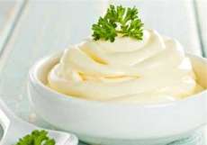 طرز تهیه سس مایونز با ماست به ۳ روش