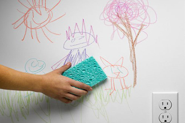 تمیز کردن لکه مداد رنگی و اثر انگشت از دیوار