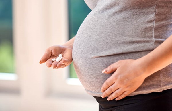 مصرف داروی تاوانکس در بارداری و شیردهی خطرناک است یا خیر؟