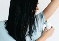 تفاوت مام زیر بغل و دئودورانت چیست و کدامیک بی ضررترند؟