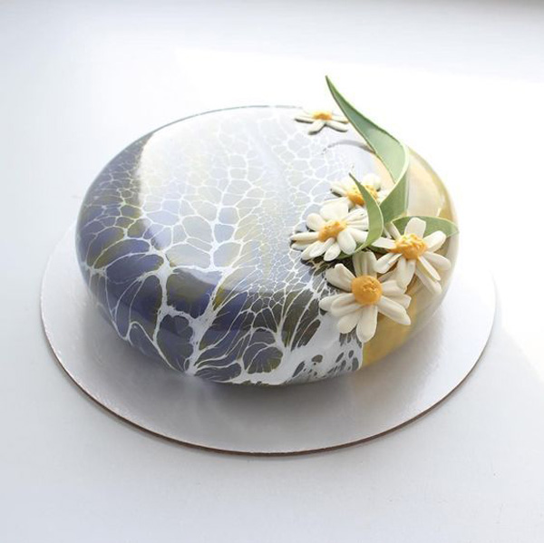تزیین کیک با ژله بریلو