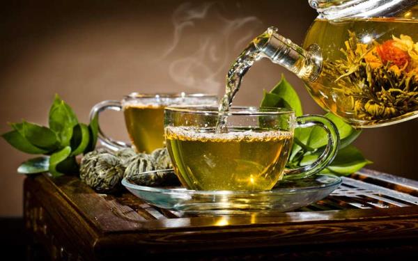 روش دم کردن و زمان مصرف چای سبز