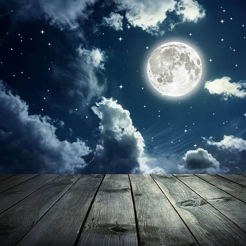 عکس فانتزی ماه و ابر