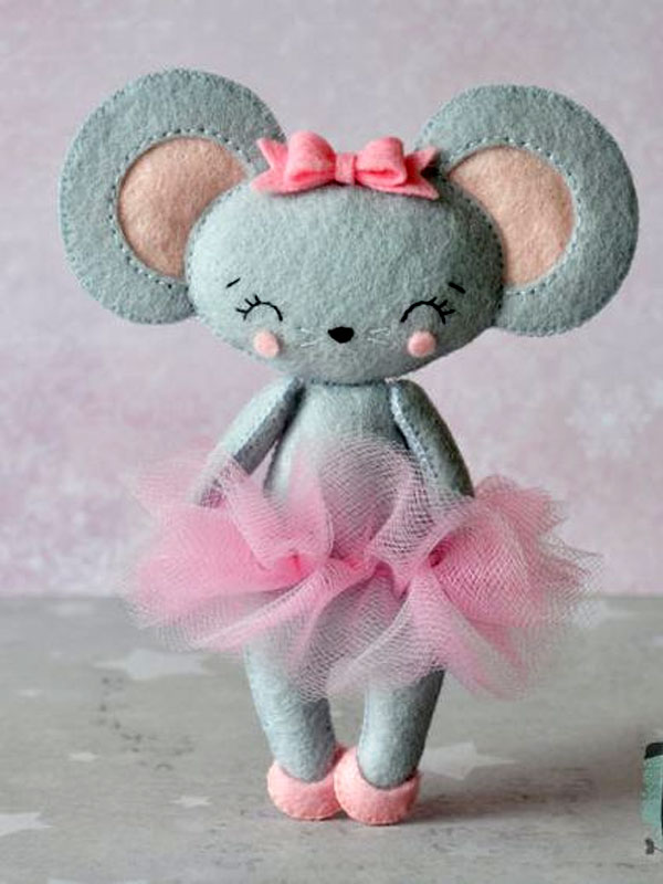 مدل دوخت عروسک موش نمدی