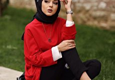 ست مانتو قرمز با کدوم رنگ شلوار، روسری و کفش جذابتره؟