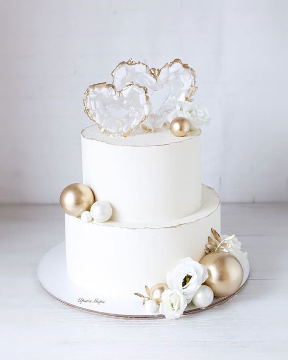 مدل کیک عروسی و نامزدی دو طبقه فوندانت