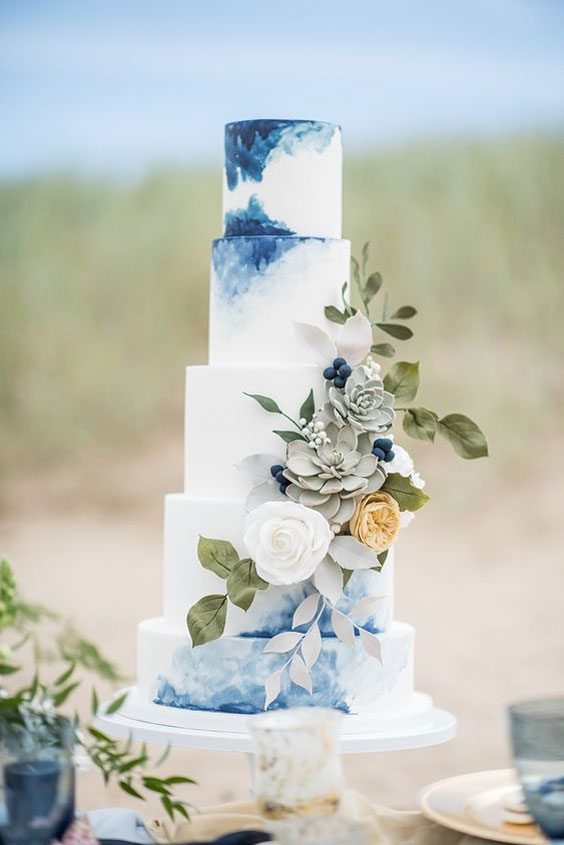۳۰ مدل کیک عروسی یک طبقه و ترفند‌های صرفه جویی در عروسی!