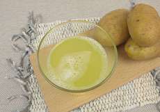 خواص و طرز تهیه ماسک سیب زمینی و گلاب