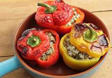 طرز تهیه ۴ نوع فلفل دلمه ای شکم پر