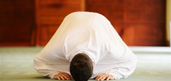 کیفیت خواندن نماز حاجت روز پنجشنبه/