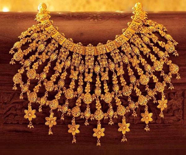 گردنبند طلا بزرگ ته گردنی زیبا