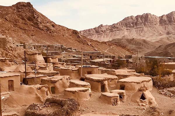 معرفی روستای ماخونیک و عجایب آن