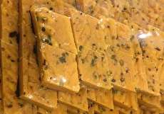 طرز تهیه حلوا لوزی همدان بسیار خوشمزه و مغذی
