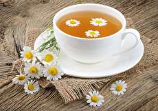 خواص چای بابونه؛ ۱۷ خاصیت بینظیر از کاهش درد قاعدگی تا درمان عفونت
