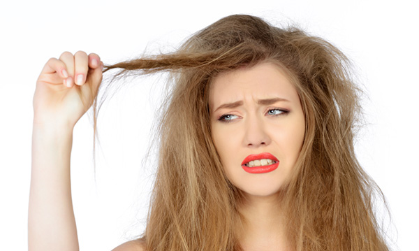 مراقبت از مو در تابستان با کنترل وز موها