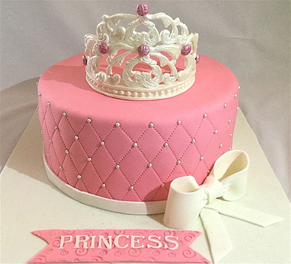 کیک پرنسسی برای روز دختر