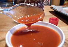 طرز تهیه سس تاباسکوی خانگی خوشمزه به ۲ روش آسان